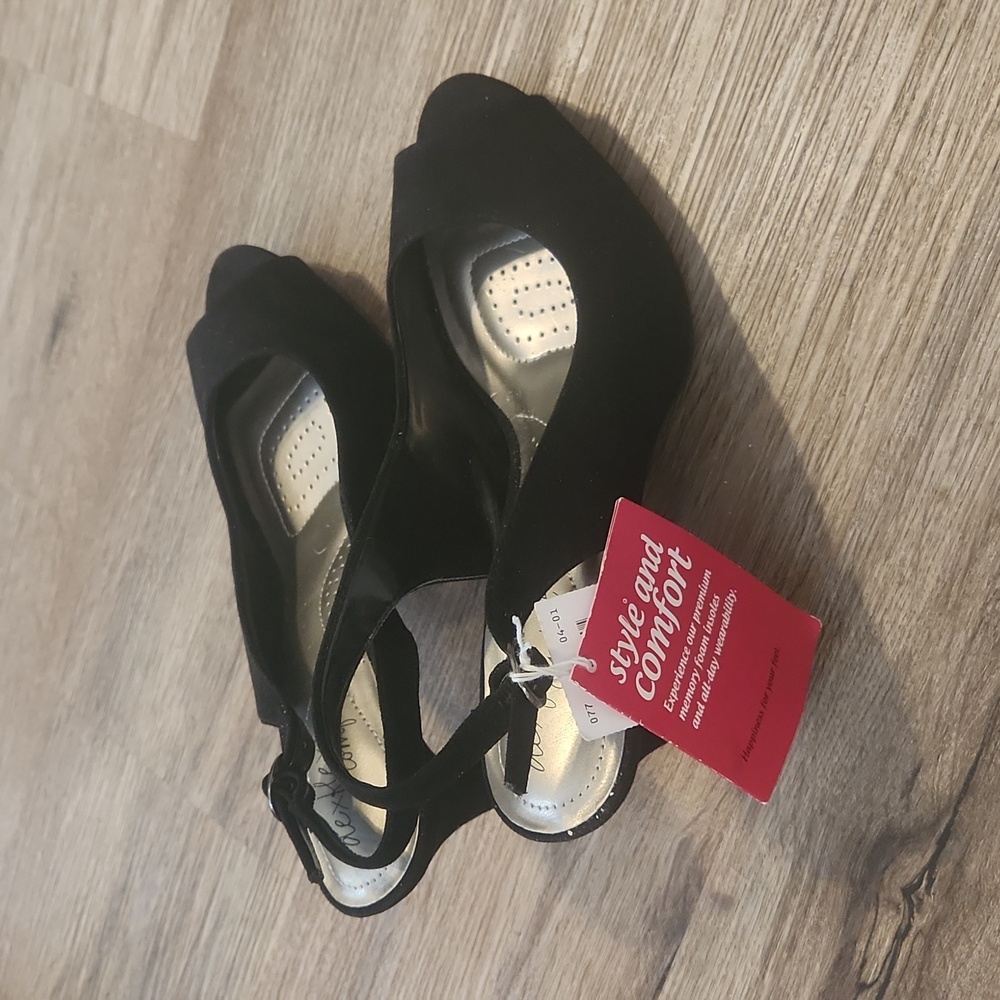 Womens NWT Deflex Comfort Heels - Picture 5 of 6